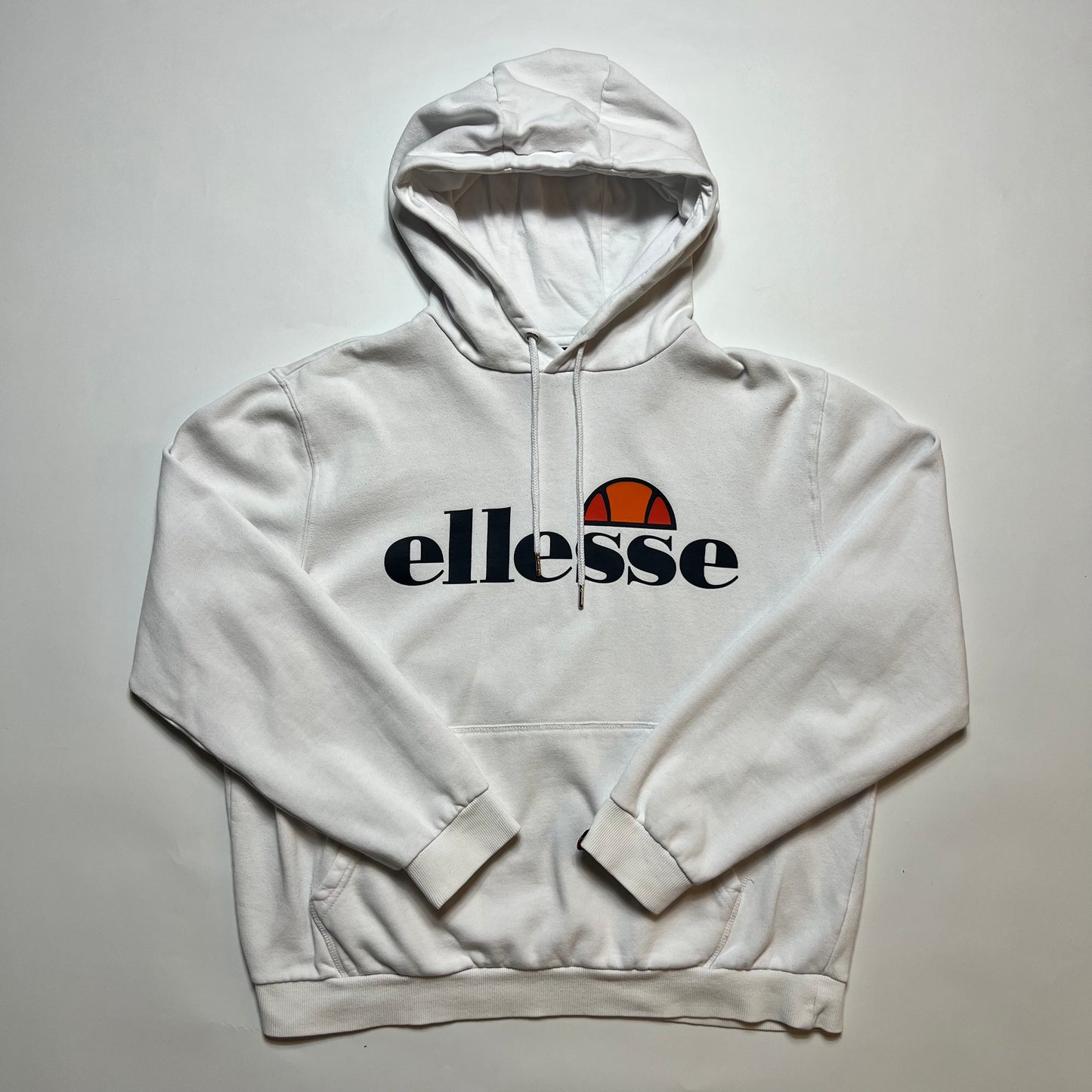 Ellesse Big Patch White Crop Hoodie L / XL - Cats on Stacks VNTG
