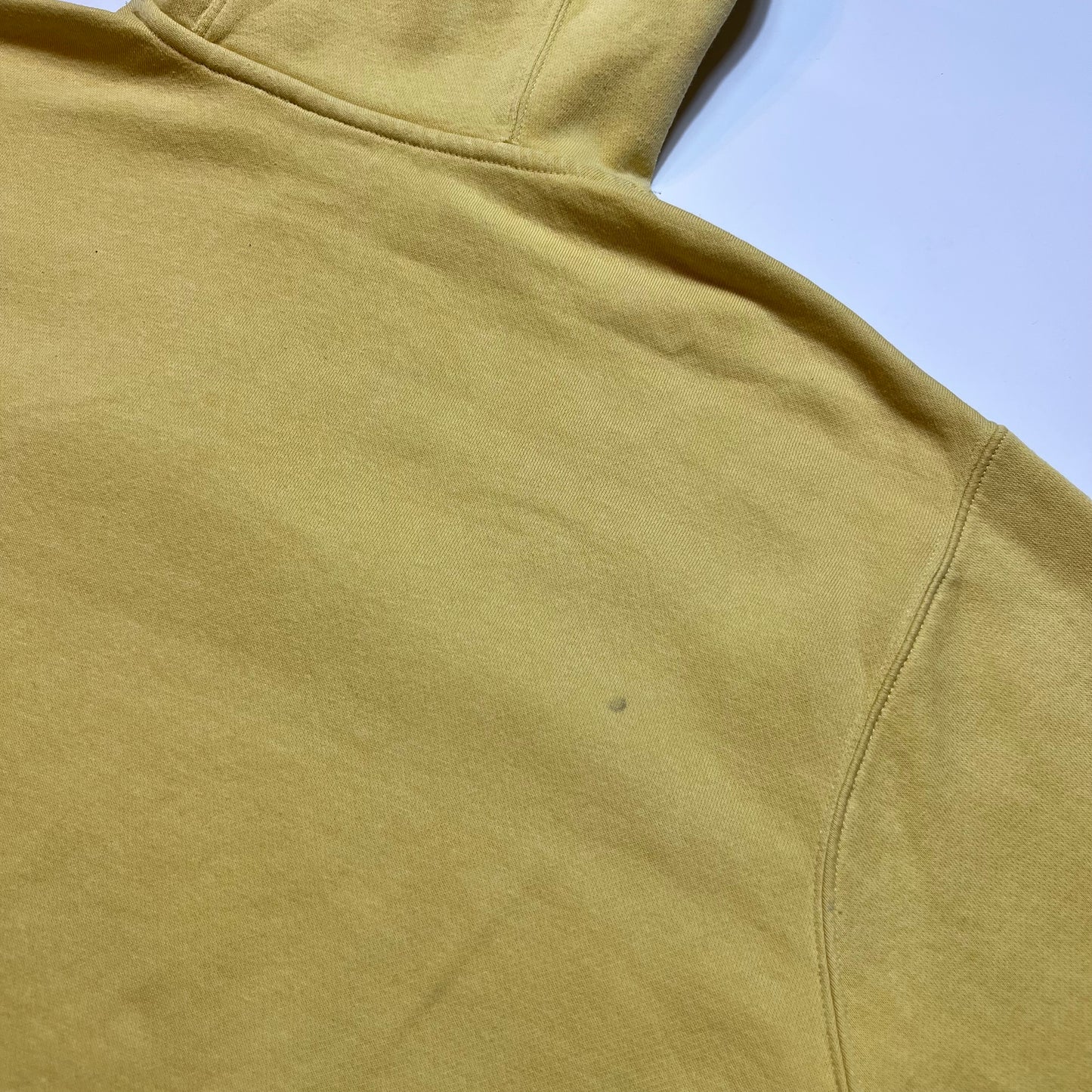 Nike Air Essentials Yellow Hoodie L - Cats on Stacks VNTG