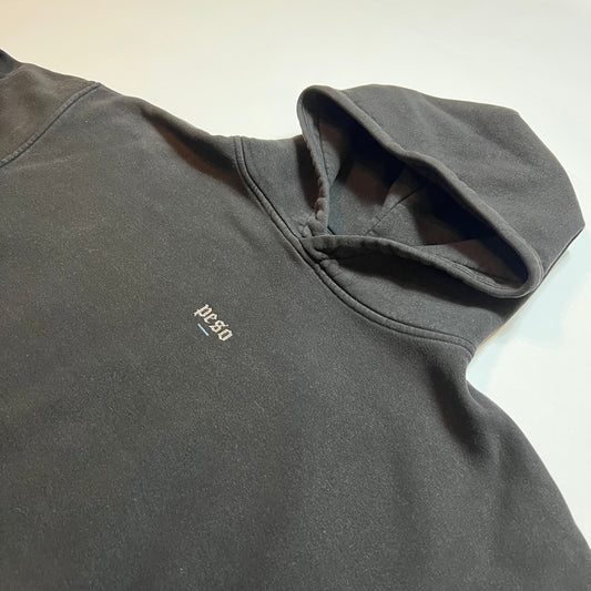 PESO Black Mini Script Hoodie XL - Cats on Stacks VNTG