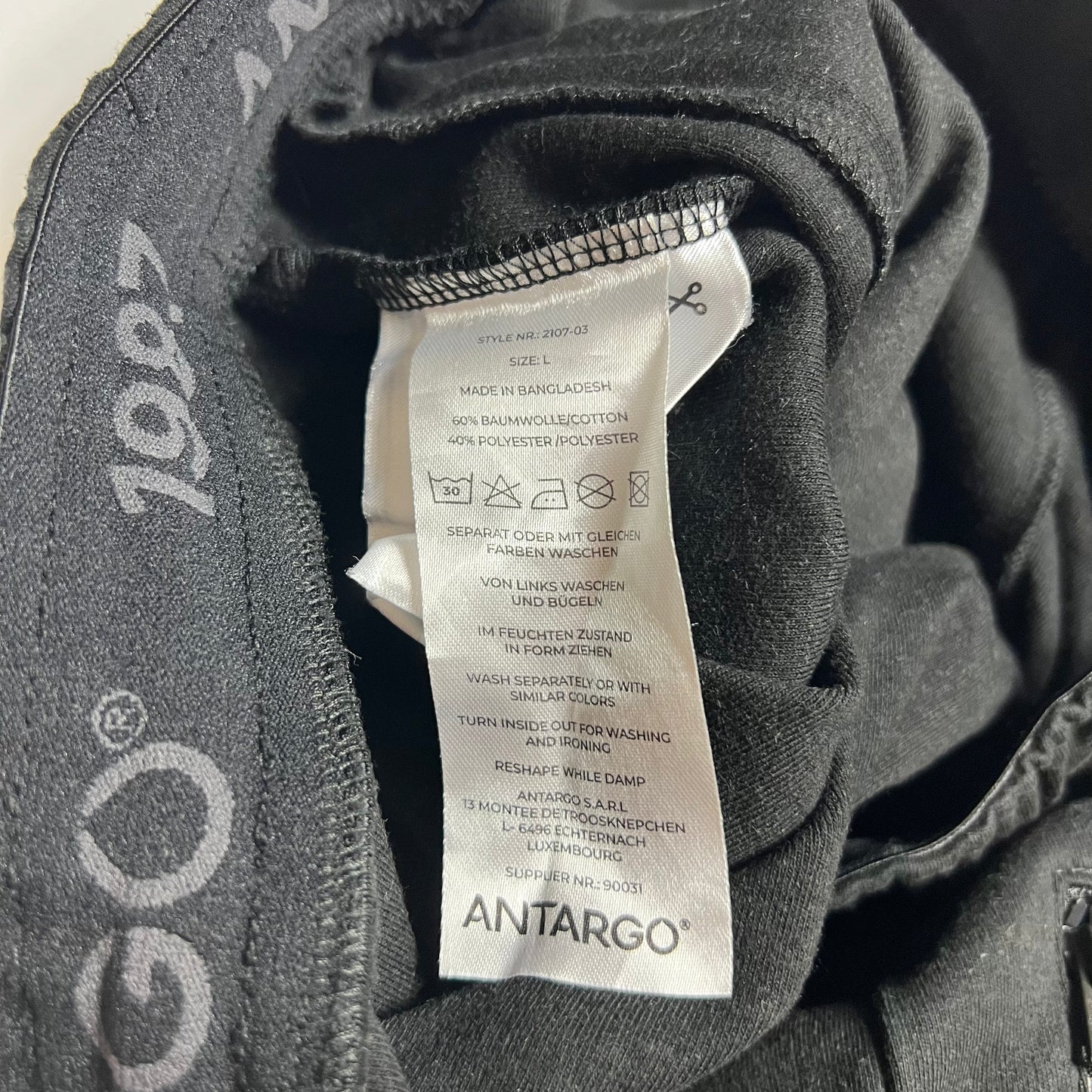 Antargo Black Jogger Shorts L - Cats on Stacks VNTG