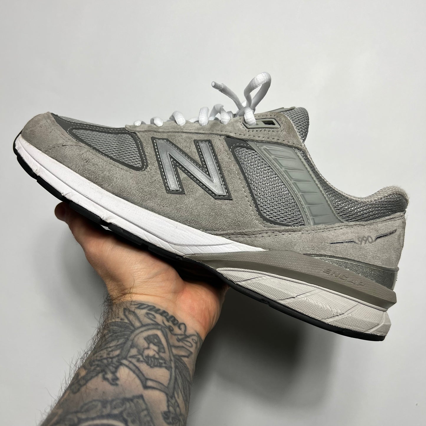 New Balance 990v5 Gray 44 / M990GL5 - Cats on Stacks VNTG