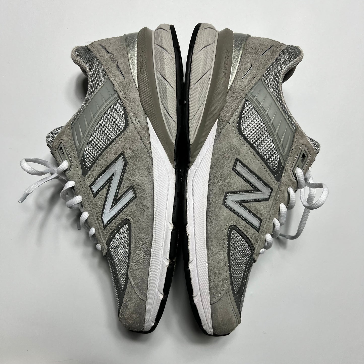 New Balance 990v5 Gray 44 / M990GL5 - Cats on Stacks VNTG
