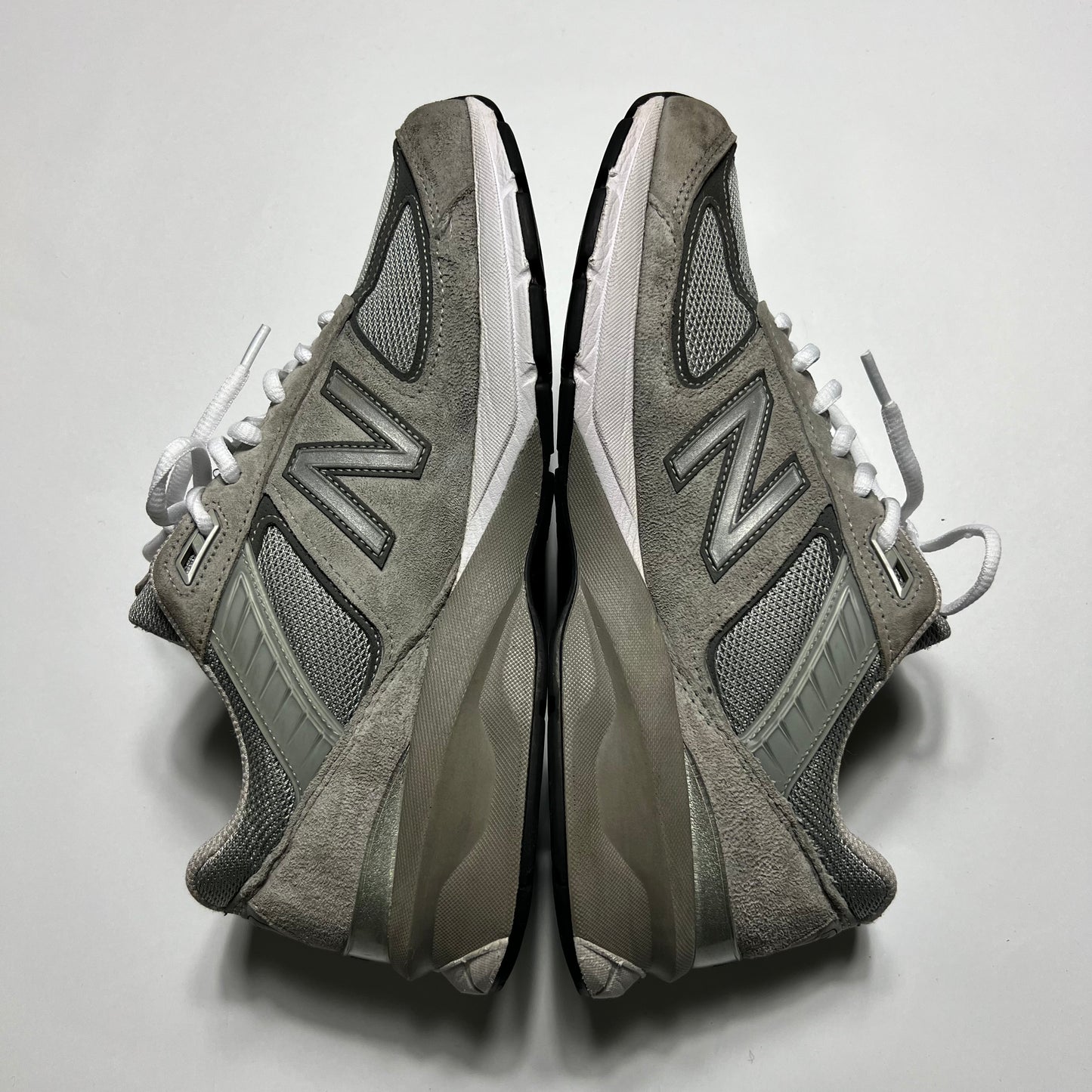 New Balance 990v5 Gray 44 / M990GL5 - Cats on Stacks VNTG