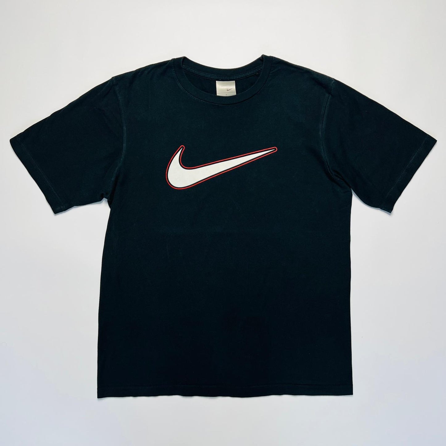 Vintage Nike Big Swoosh Black T-Shirt L - Cats on Stacks VNTG