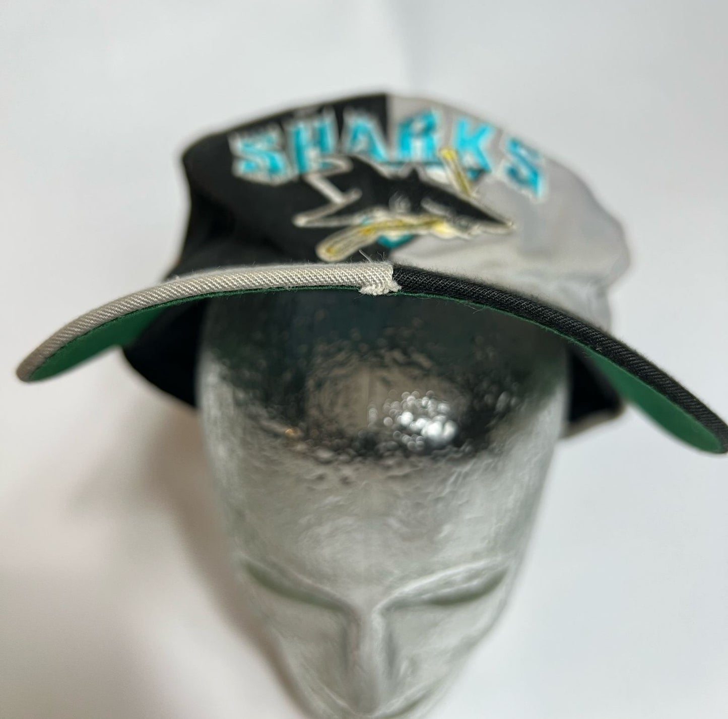 Vintage San Jose Sharks Hockey Snapback Cap - Cats on Stacks VNTG