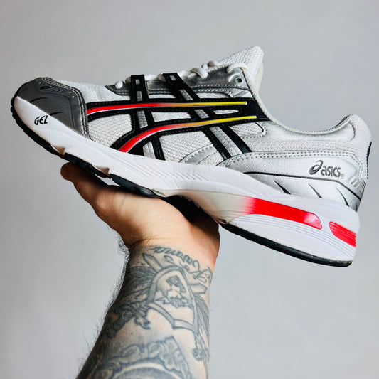 Asics Gel-1090 Silver Red 43 / 1021A285-100 - Cats on Stacks VNTG