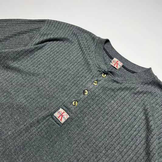 Vintage Calvin Klein Henley T-Shirt grau XL - Cats on Stacks VNTG