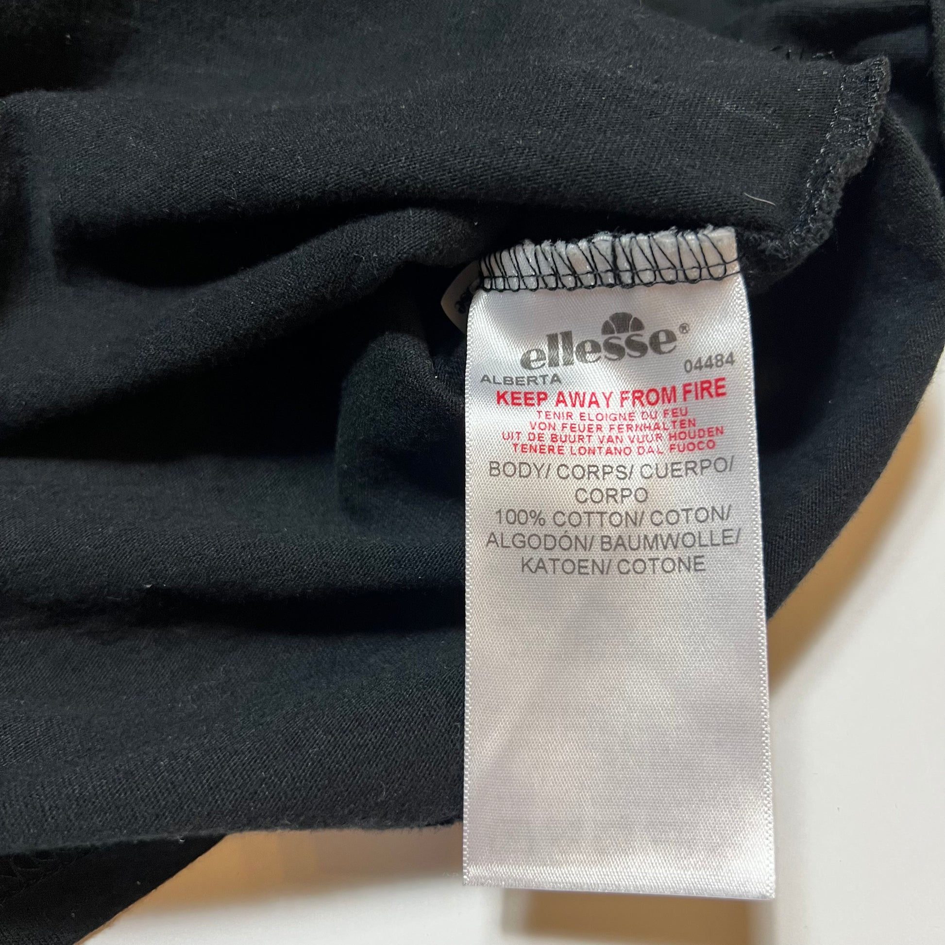 Damen Ellesse Big Logo Crop Top Shirt schwarz 42 L / XL - Cats on Stacks VNTG