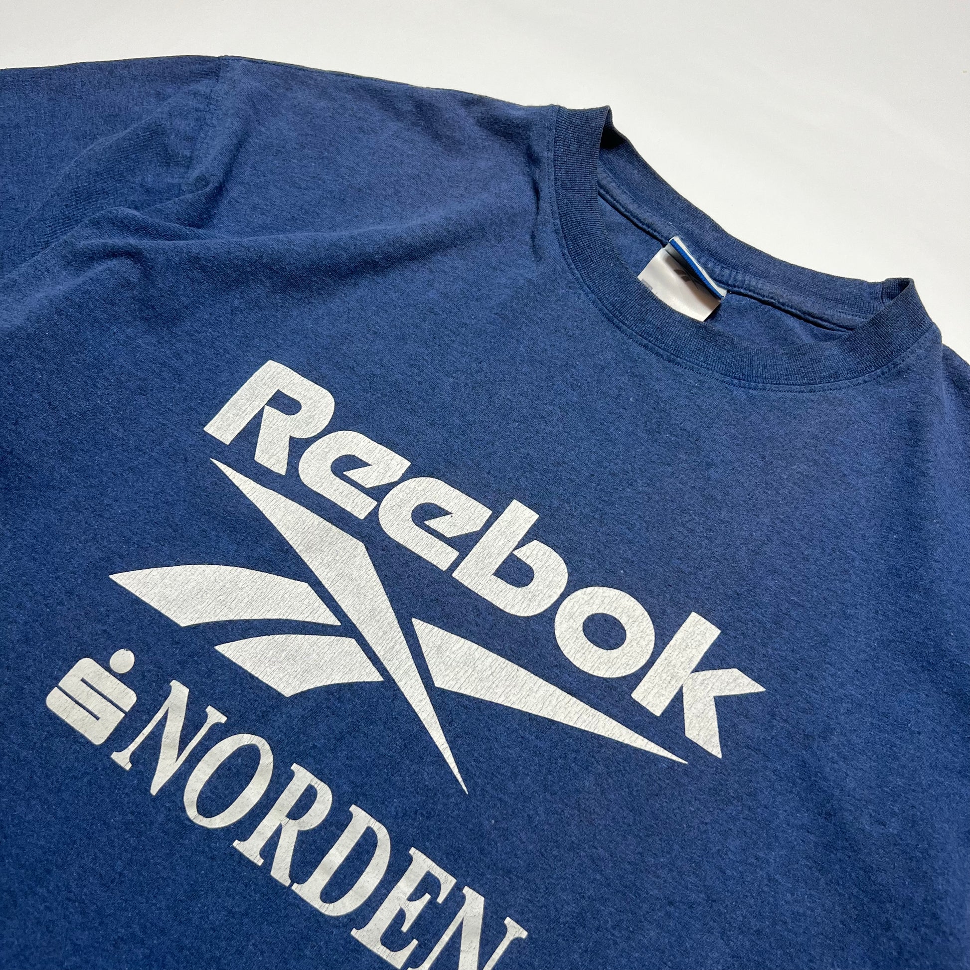 Vintage Reebok x Sparkasse x TV Norden 2000 Y2K T-Shirt blau M / L - Cats on Stacks VNTG