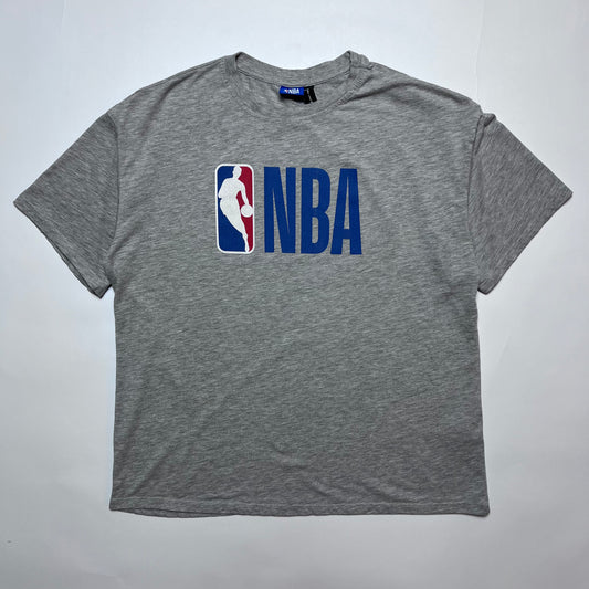 Vintage Defacto NBA Big Logo Basketball T-Shirt grau M - Cats on Stacks VNTG