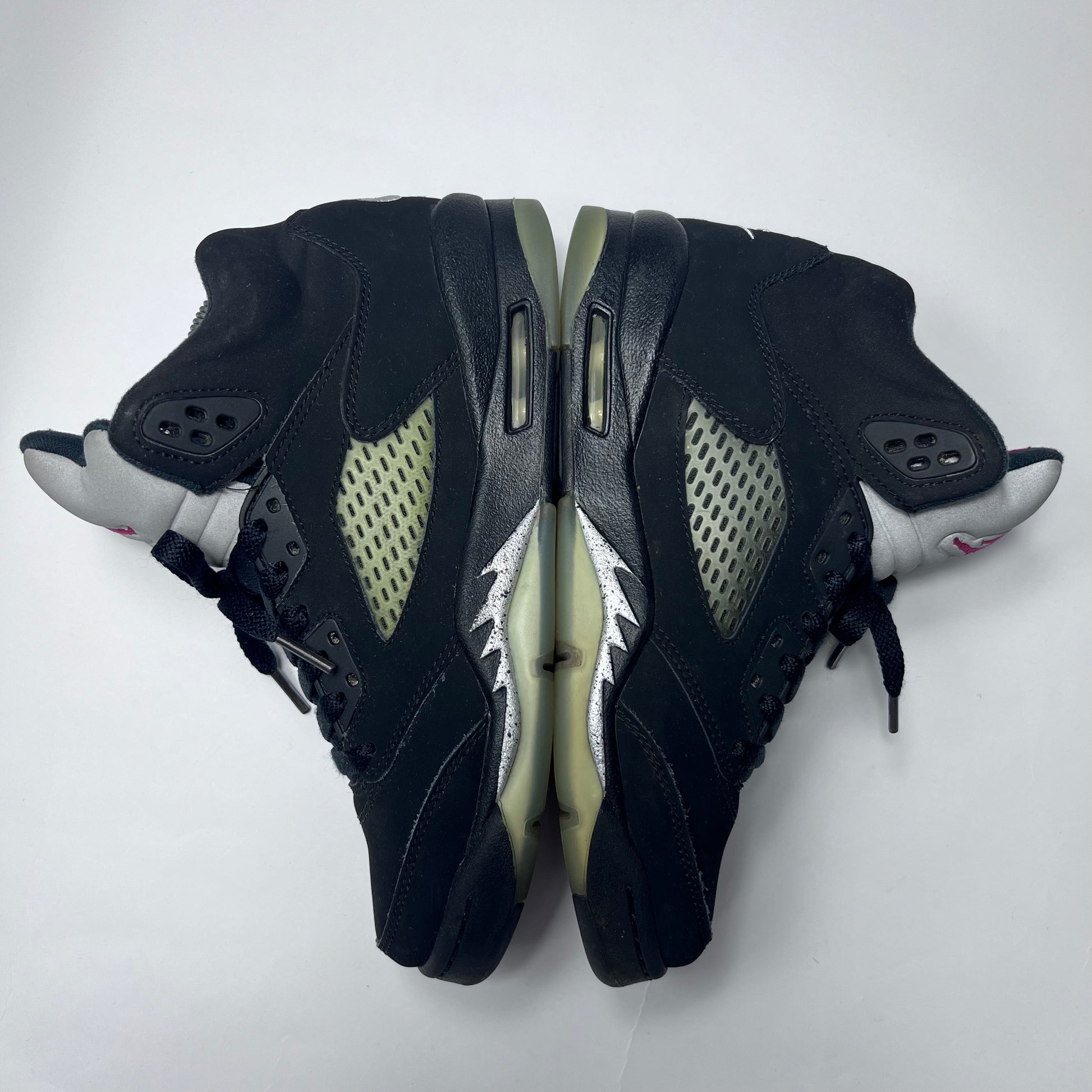 Jordan 5 Retro OG BG Schwarz Metallic 845036-003 Größe 6Y / 38,5 - Cats on Stacks VNTG