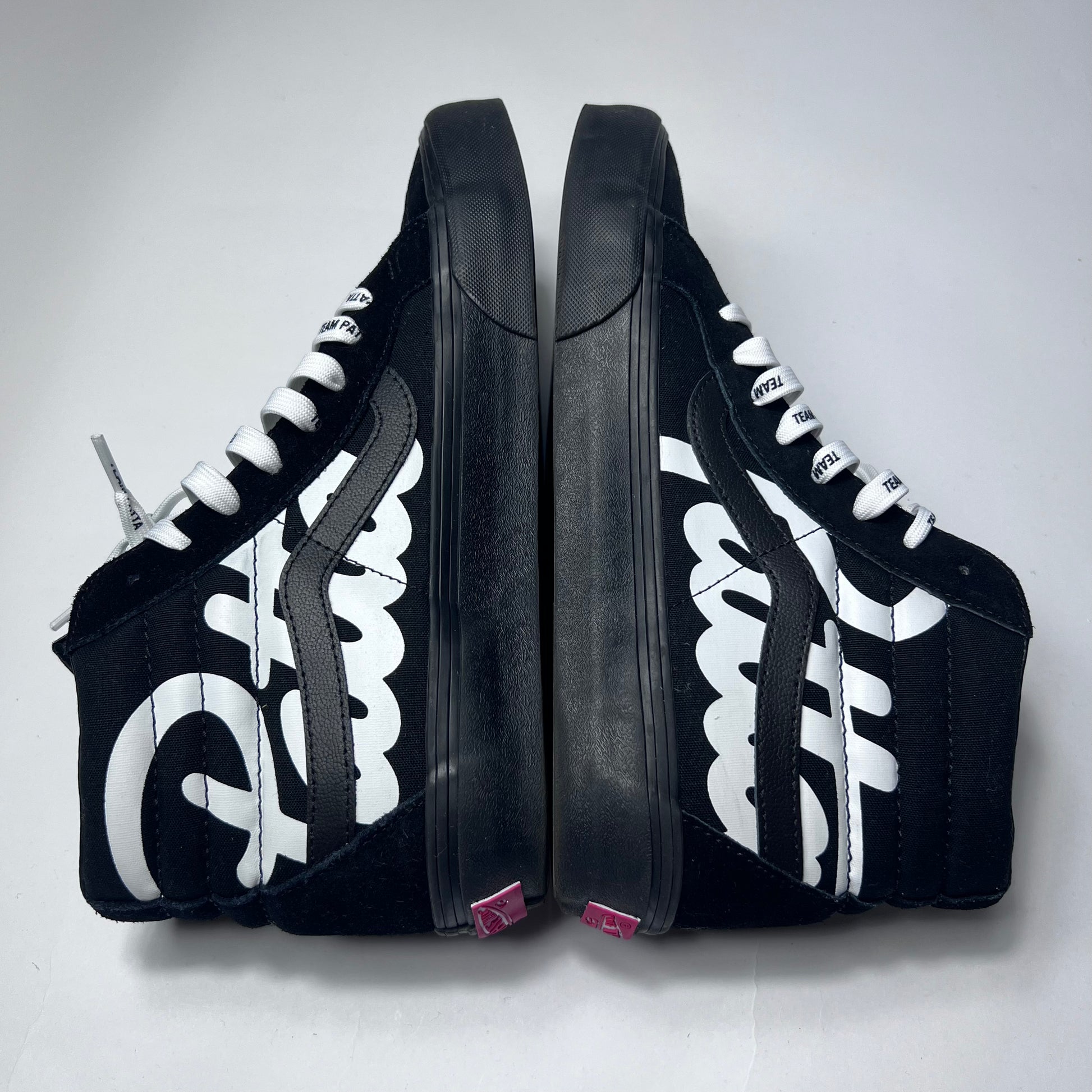 VANS x PATTA Sk8-Hi Black White Mean Eyed Cat VN0A4BVH5X01 Größe 42,5 - Cats on Stacks VNTG