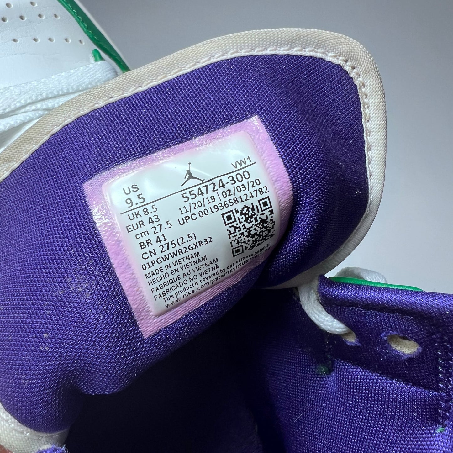 Jordan 1 Mid Incredible Hulk Green Purple 554724-300 Größe 43 - Cats on Stacks VNTG