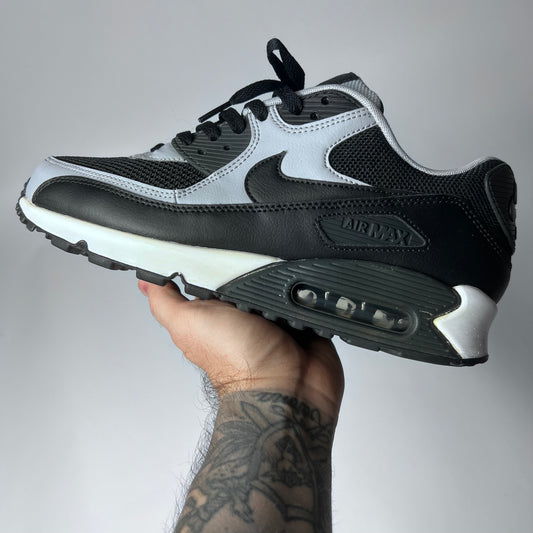 Nike Air Max 90 Wolf Grey 537384-053 Größe 42,5 - Cats on Stacks VNTG
