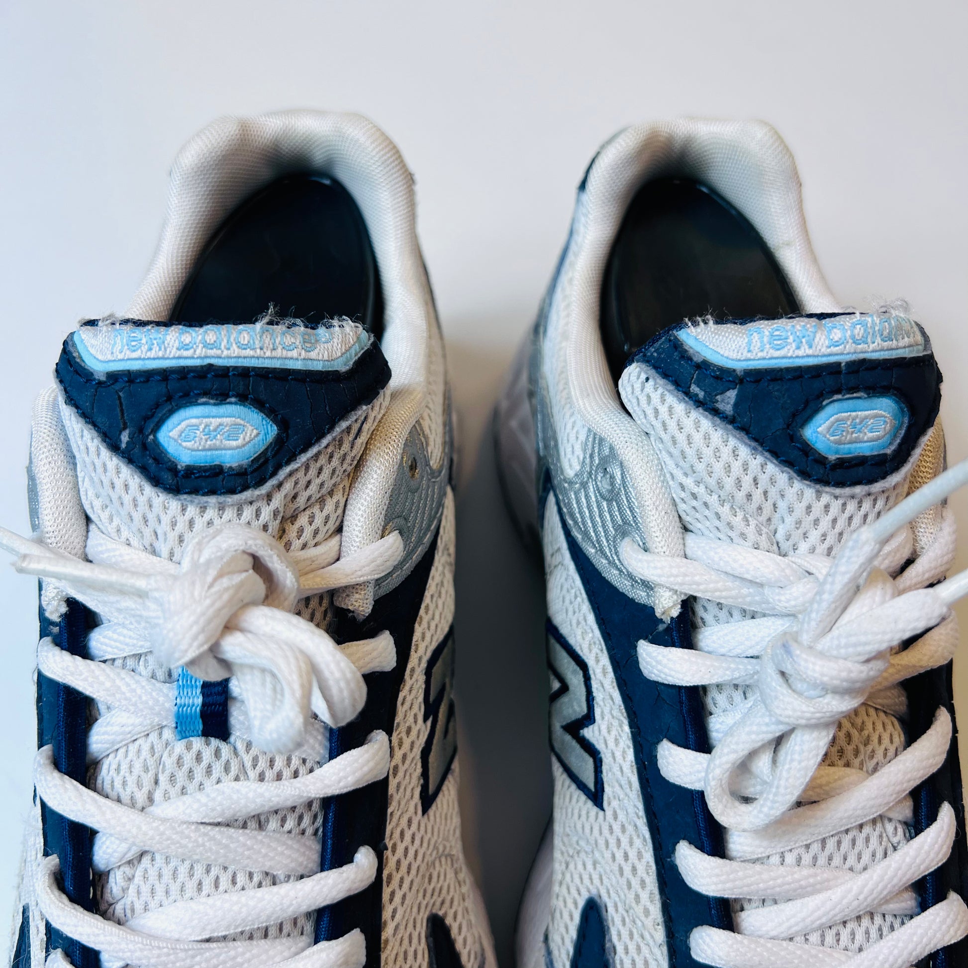 New Balance 642 Vintage Navy Silver W642WC Größe 40,5 - Cats on Stacks VNTG