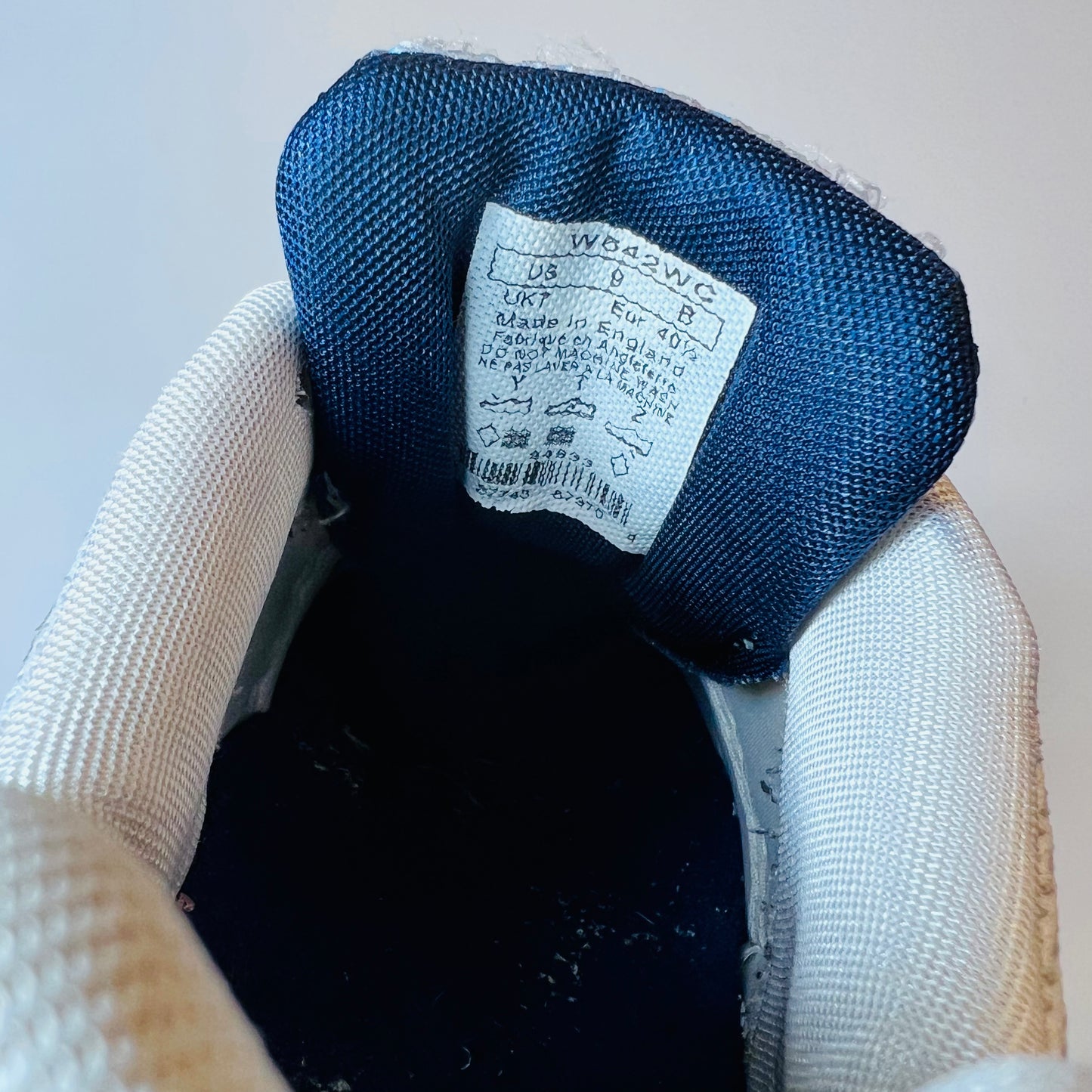 New Balance 642 Vintage Navy Silver W642WC Größe 40,5 - Cats on Stacks VNTG