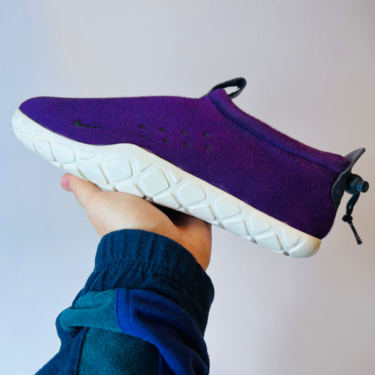 Air Moc Fleece Tech "Mulberry" 834591-510 Größe 42,5