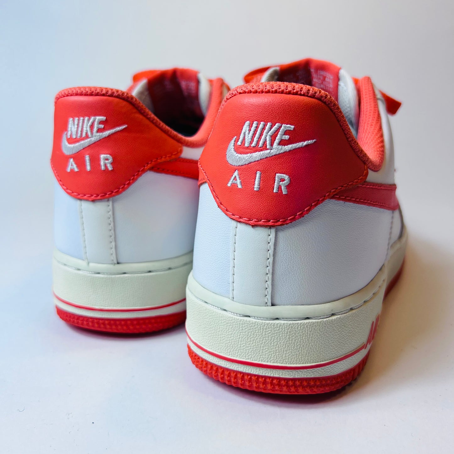 Nike Air Force 1 "White & Orange" 488298-145 Größe 42