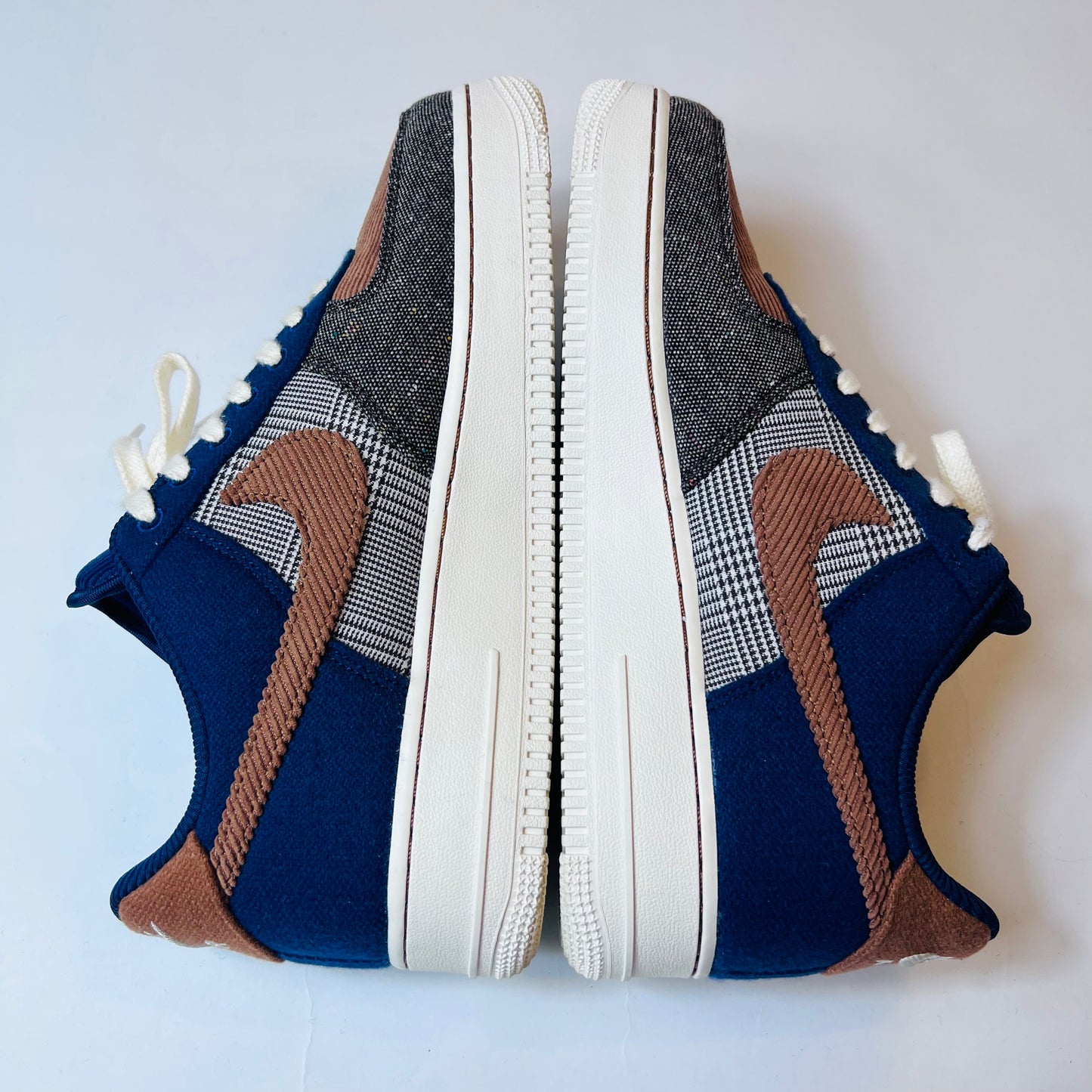 Nike Air Force 1 Premium "Tweed Corduroy" FQ8744-410 Größe 42,5