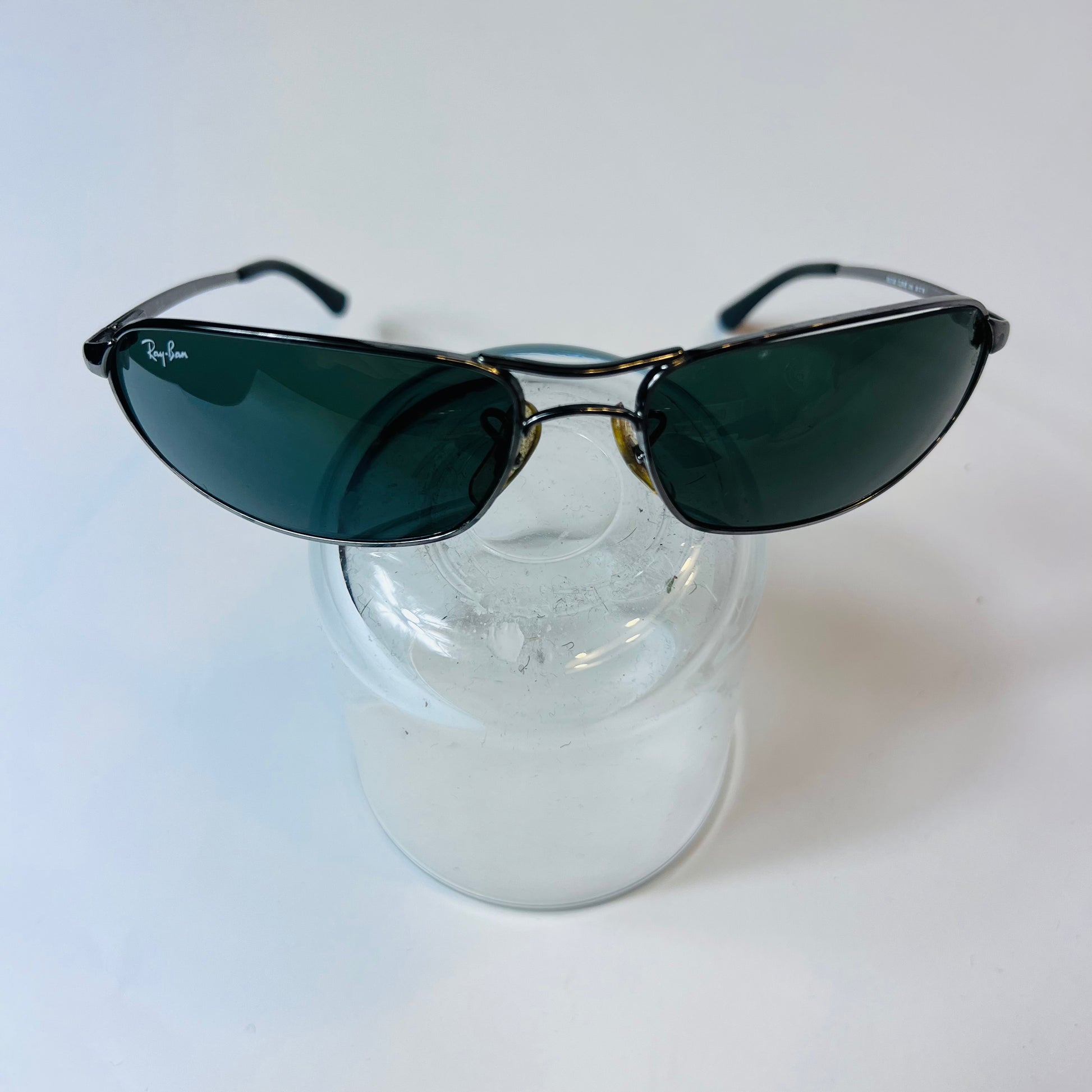 Ray Ban RB3169 Curve Vintage Sonnenbrille Silber Grün Olympia Predator - Cats on Stacks VNTG