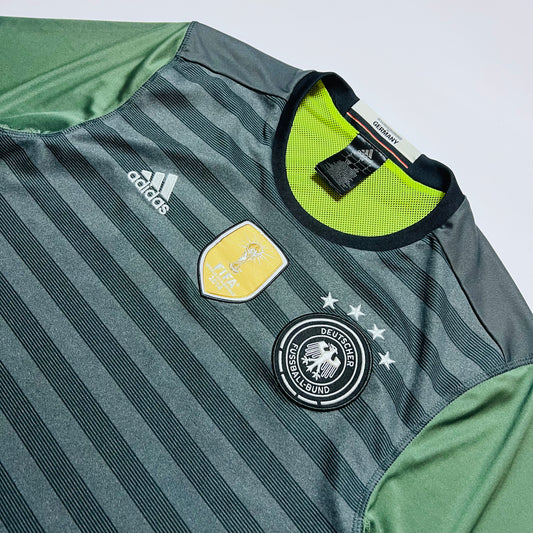 Adidas Fifa World Champions 2014 Football Trikot T-Shirt grün M / L - Cats on Stacks VNTG