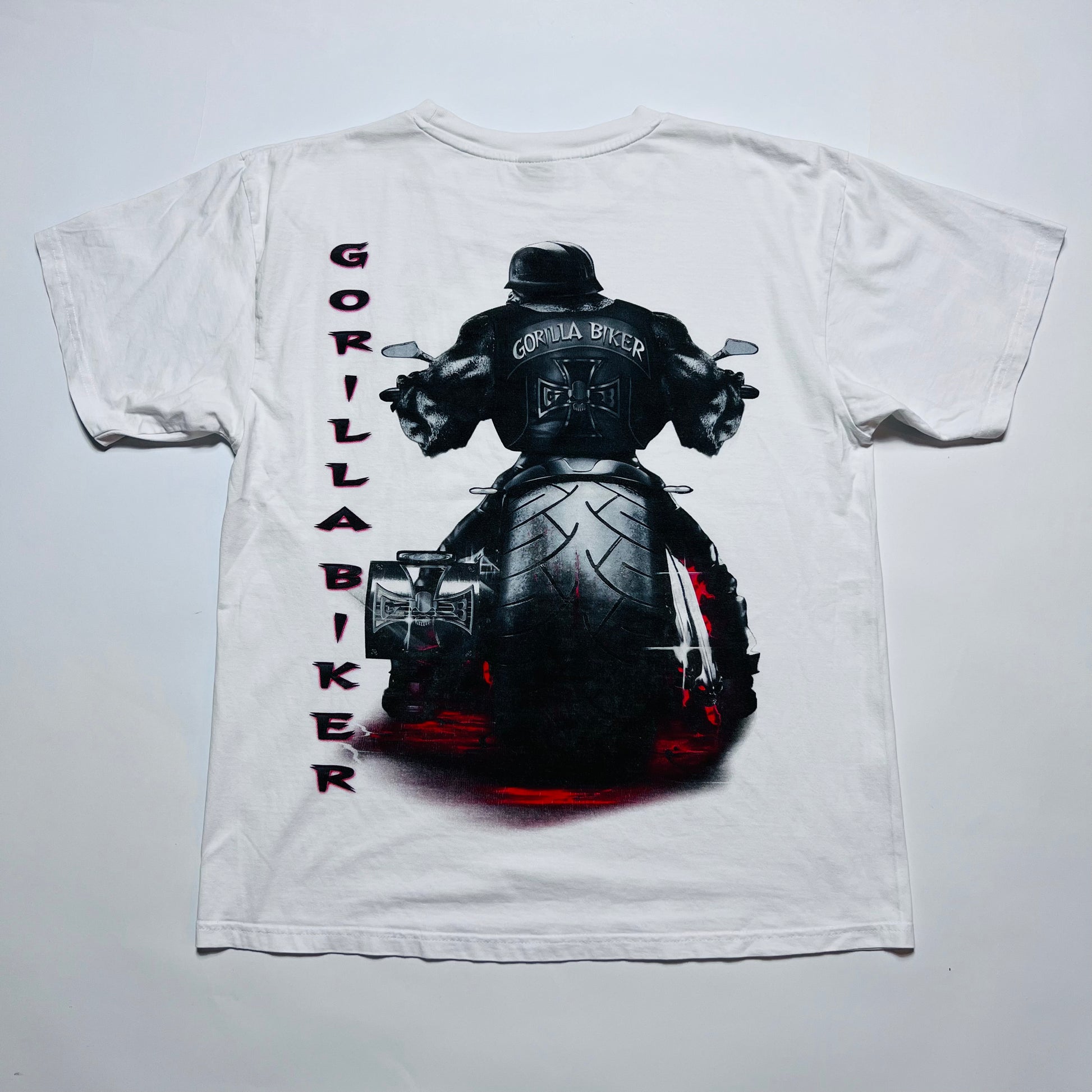 Silberrücken Heavy Wear Vintage 2000s Y2K Gorilla Biker T-Shirt weiß M / L - Cats on Stacks VNTG