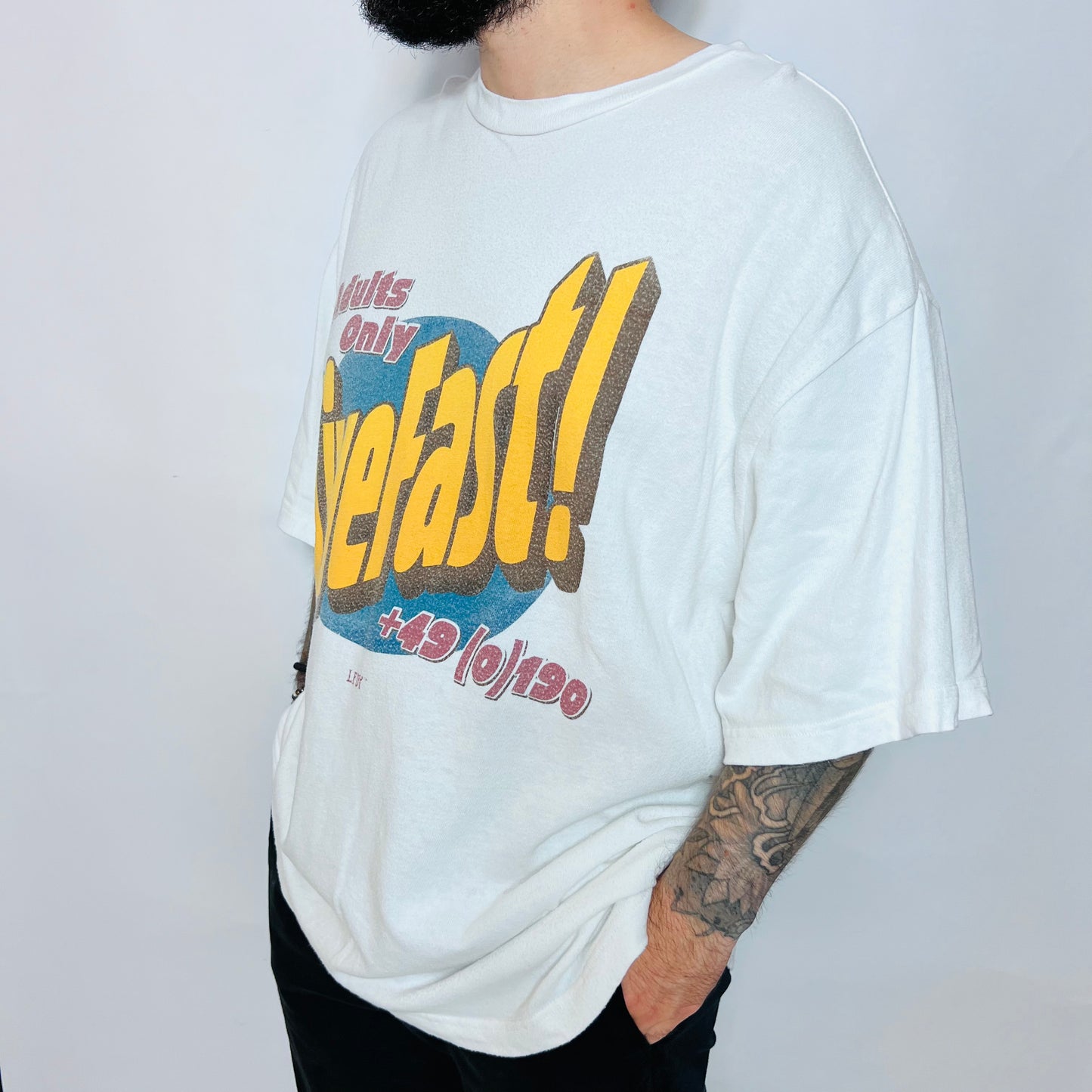 LFDY Live Fast Die Young "Adults Only" T-Shirt creme weiß XL / XXL - Cats on Stacks VNTG