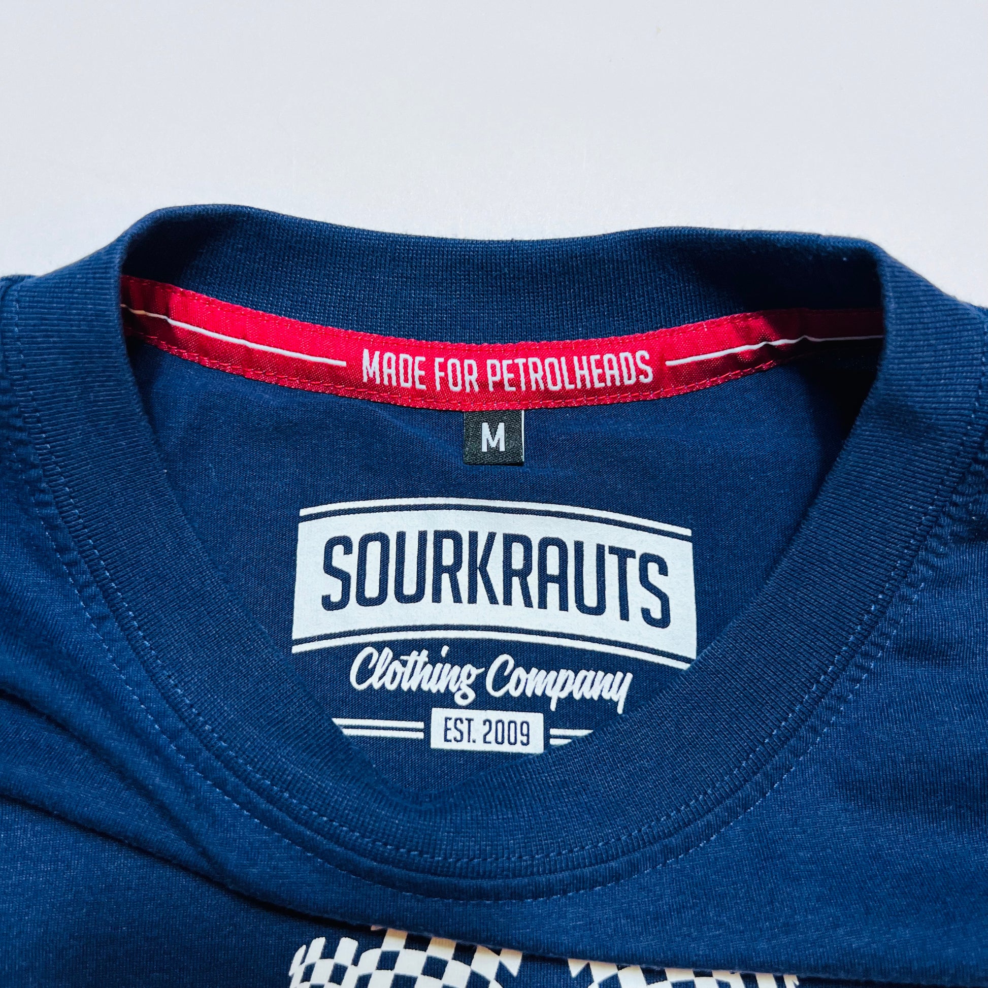Sourkrauts Racing Flag Retro T-Shirt blau S / M - Cats on Stacks VNTG