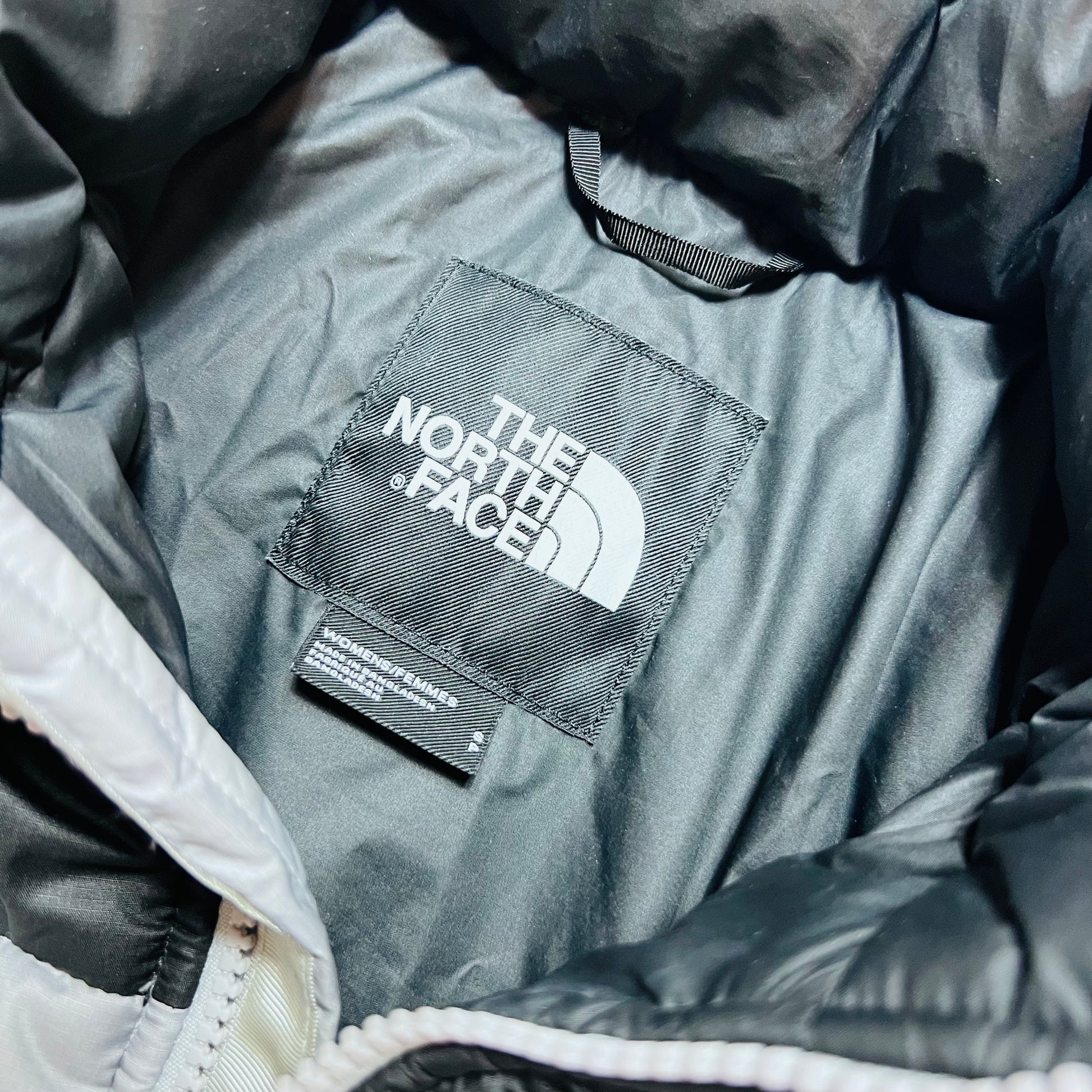 Damen The North Face Saikuru Jacke Cropped Tie Dye grau S - Cats on Stacks VNTG