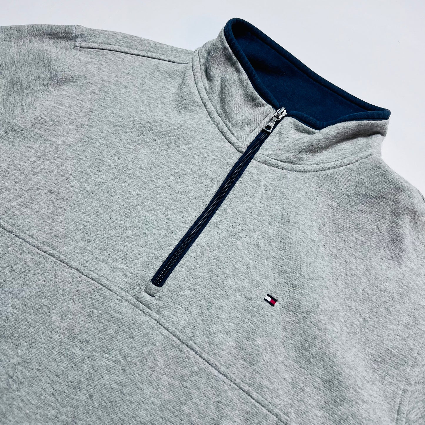 Tommy Hilfiger Golf Vintage 2000s Y2K 3/4 Zip Pullover grau L / XL - Cats on Stacks VNTG