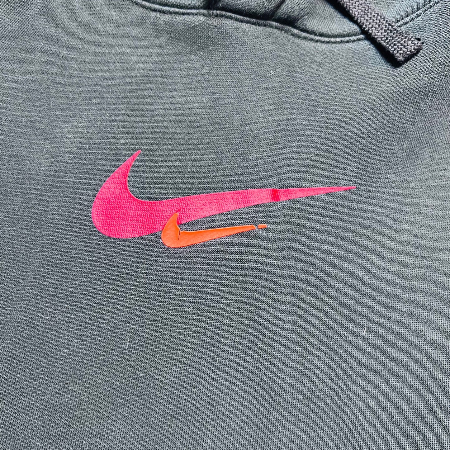 Nike Air Max 720 Center Swoosh Hoodie schwarz L - Cats on Stacks VNTG