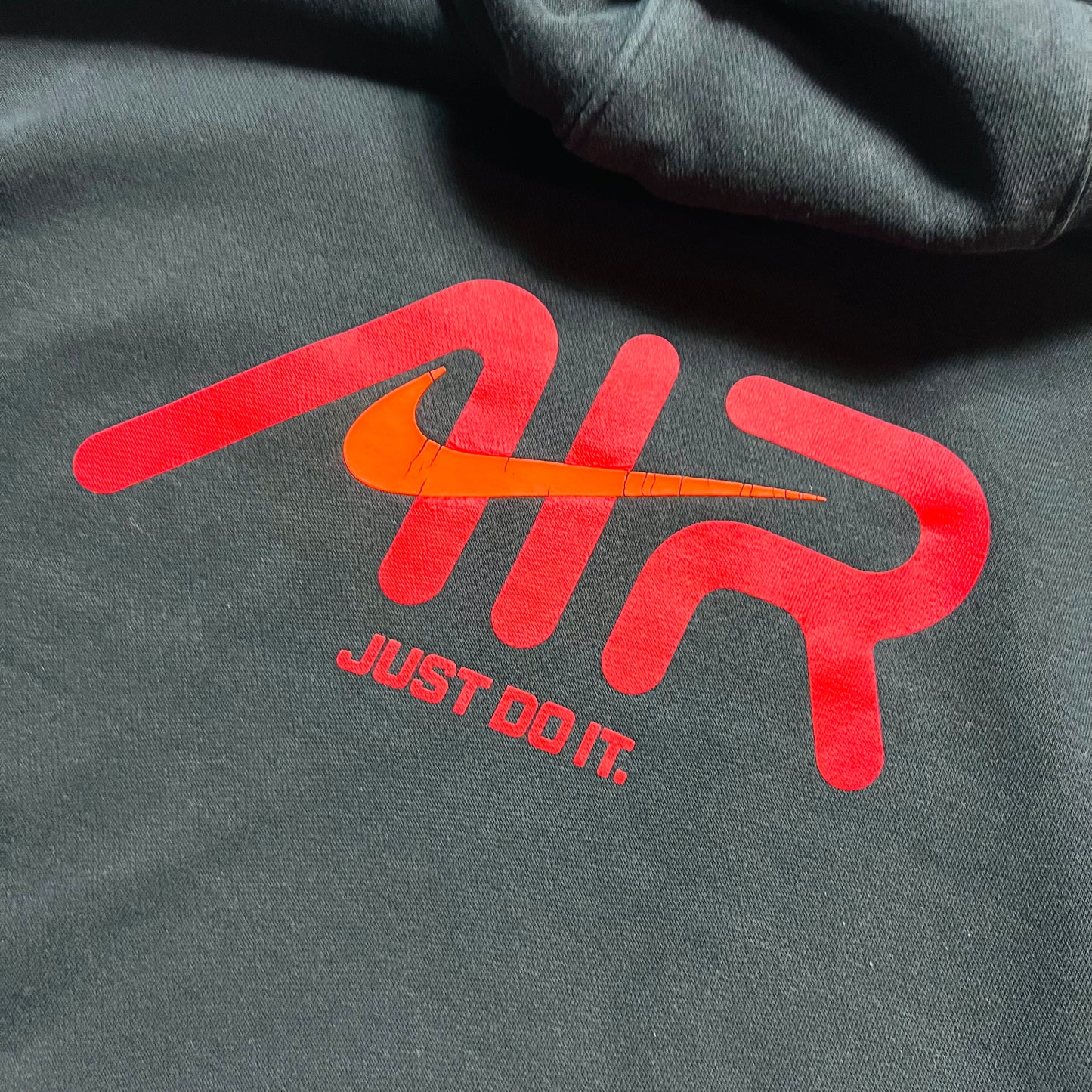 Nike Air Max 720 Center Swoosh Hoodie schwarz L - Cats on Stacks VNTG