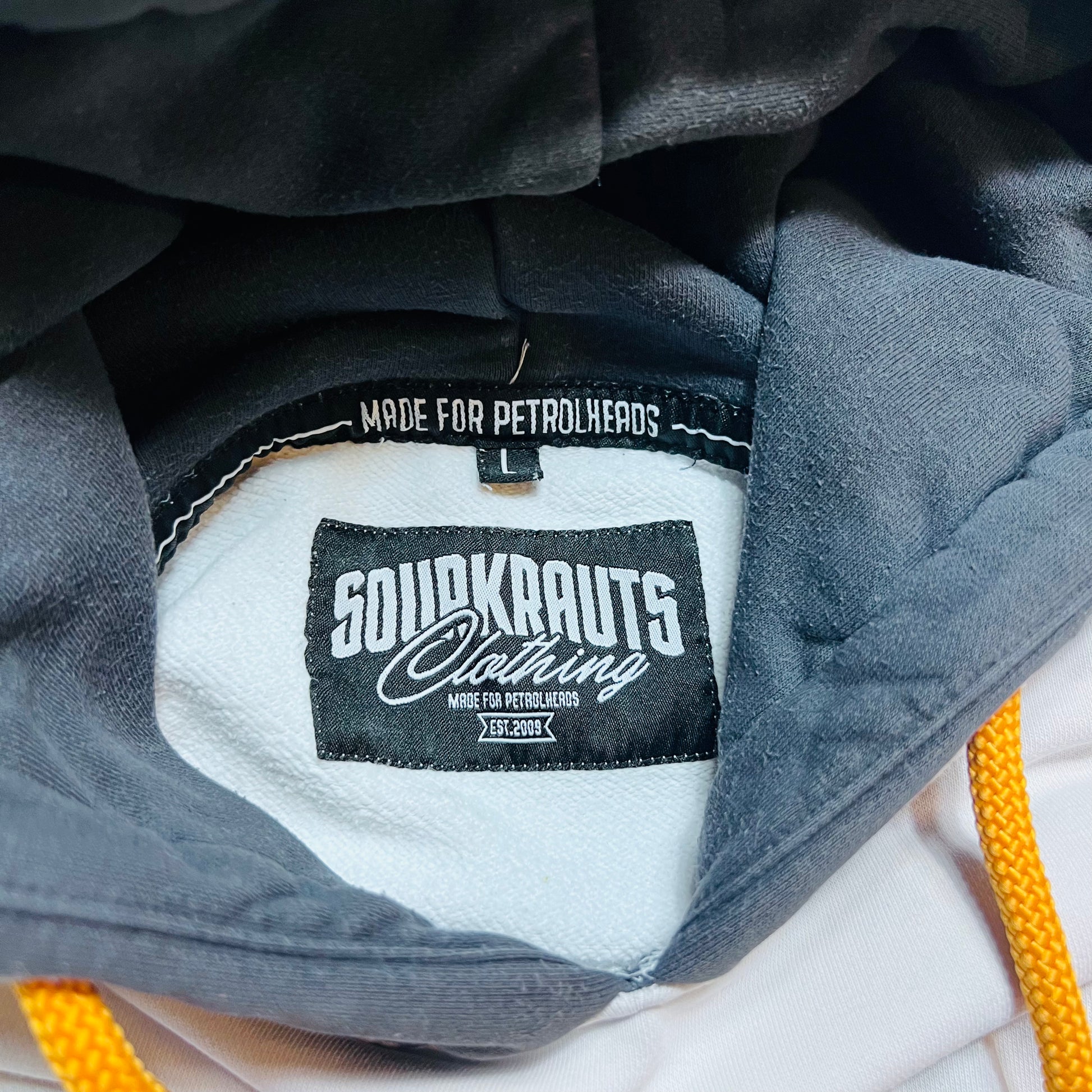 Sourkrauts "Hate People Love Cars" Retro Hoodie weiß M / L - Cats on Stacks VNTG