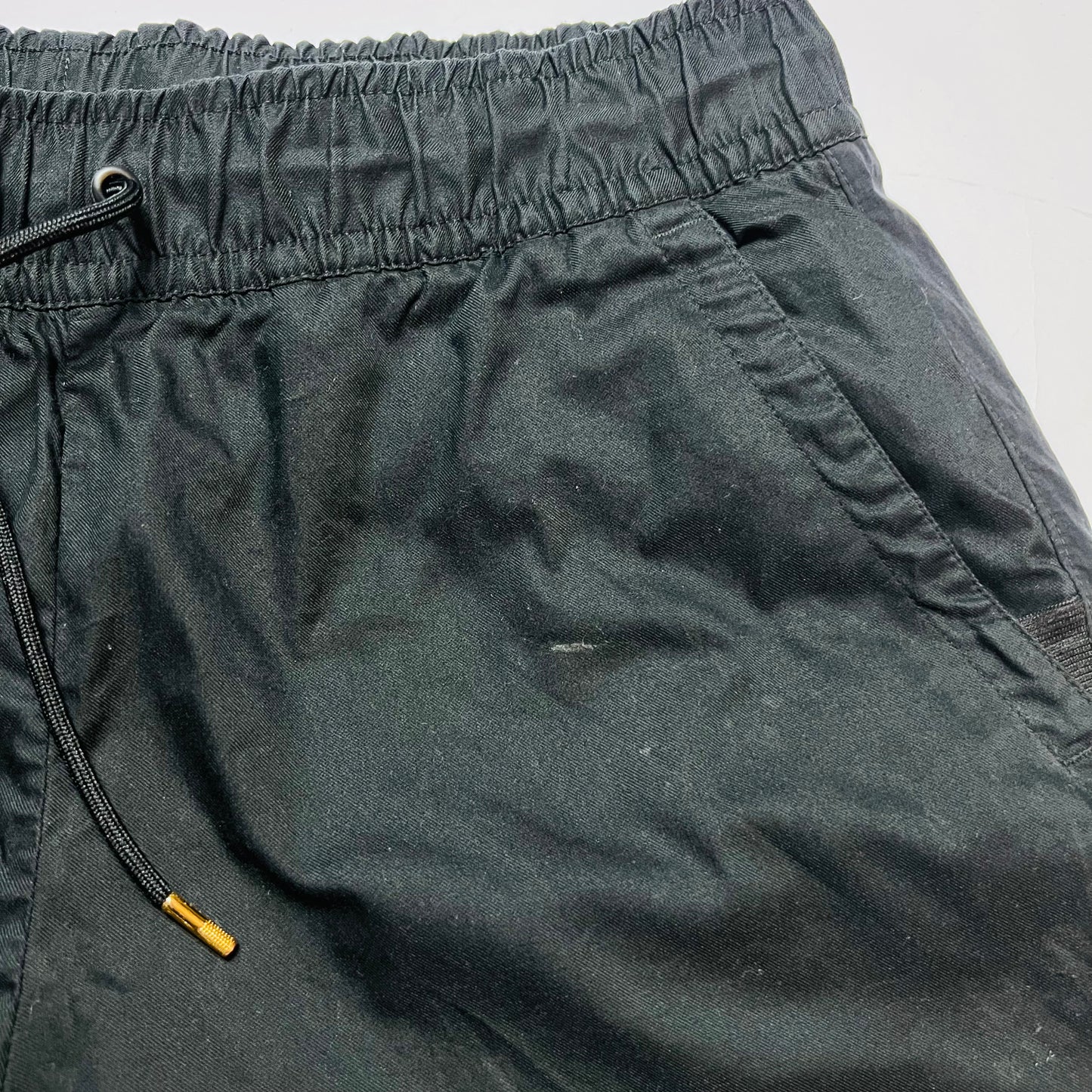 Nike F.C. Cargo Pants Hose Tapered Fit schwarz L - Cats on Stacks VNTG