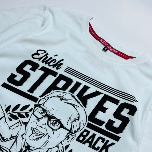 Sourkrauts "Erich strikes back" Racing Retro T-Shirt weiß S / M - Cats on Stacks VNTG