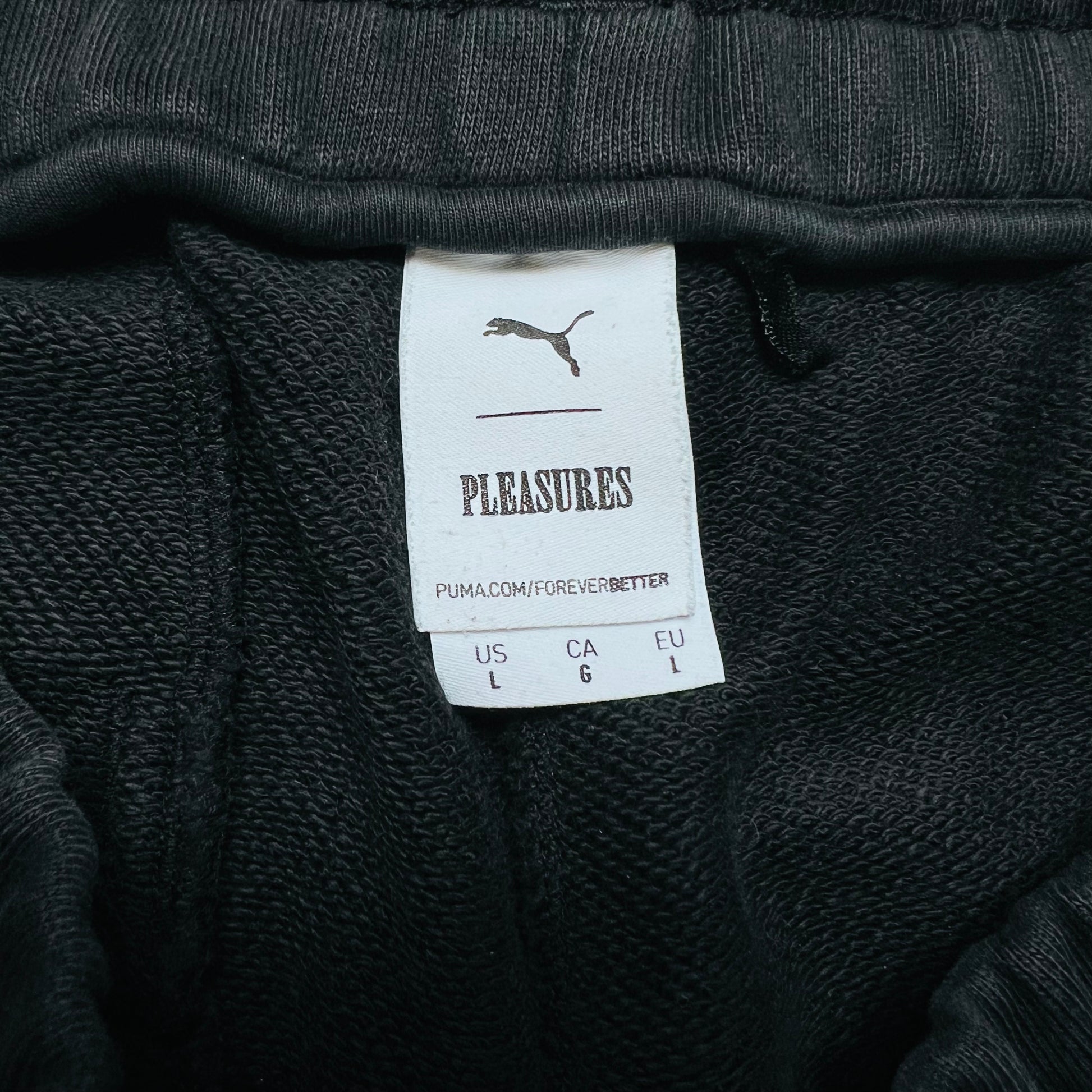 Puma x Pleasures Lifestyle Jogginghose Baggy Fit schwarz L - Cats on Stacks VNTG