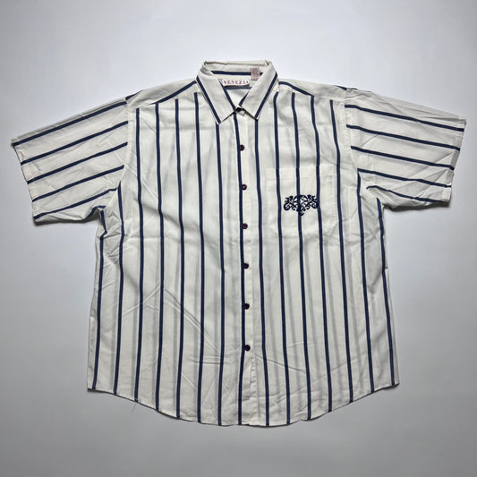 Vintage Venezia Stripe White Navy Hemd XL - Cats on Stacks VNTG