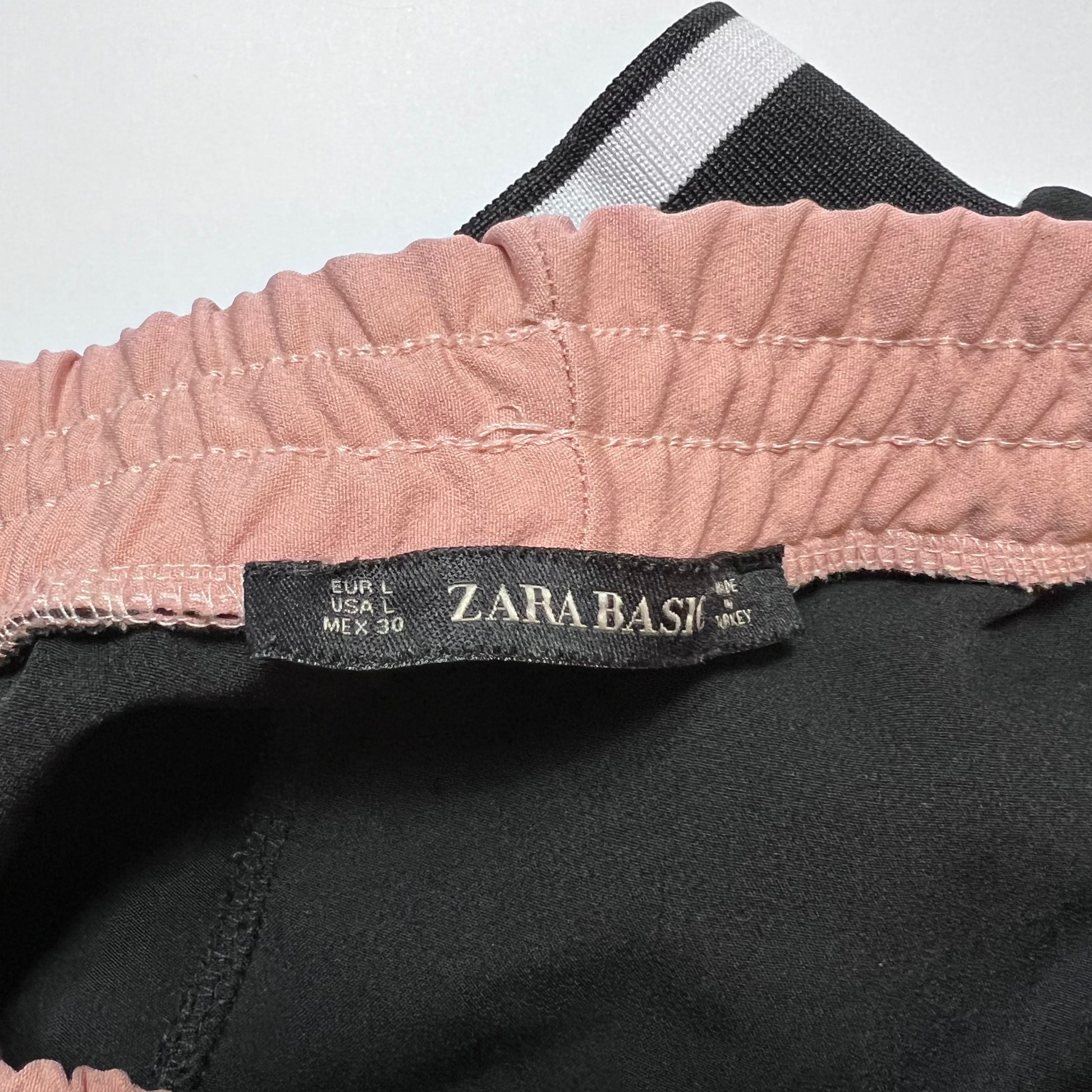 Zara Basics Black Peach Jogger M / L - Cats on Stacks VNTG