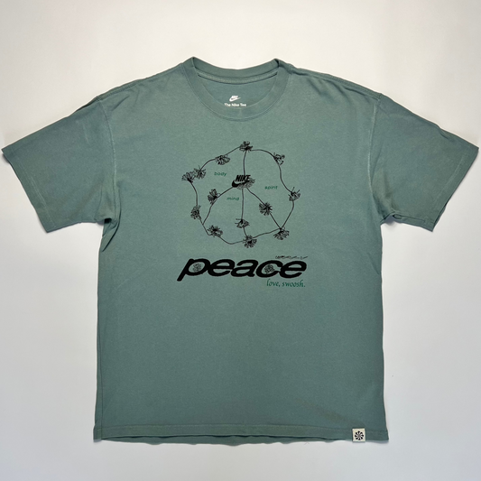 Nike Peace & Love Mintgreen T-Shirt L - Cats on Stacks VNTG