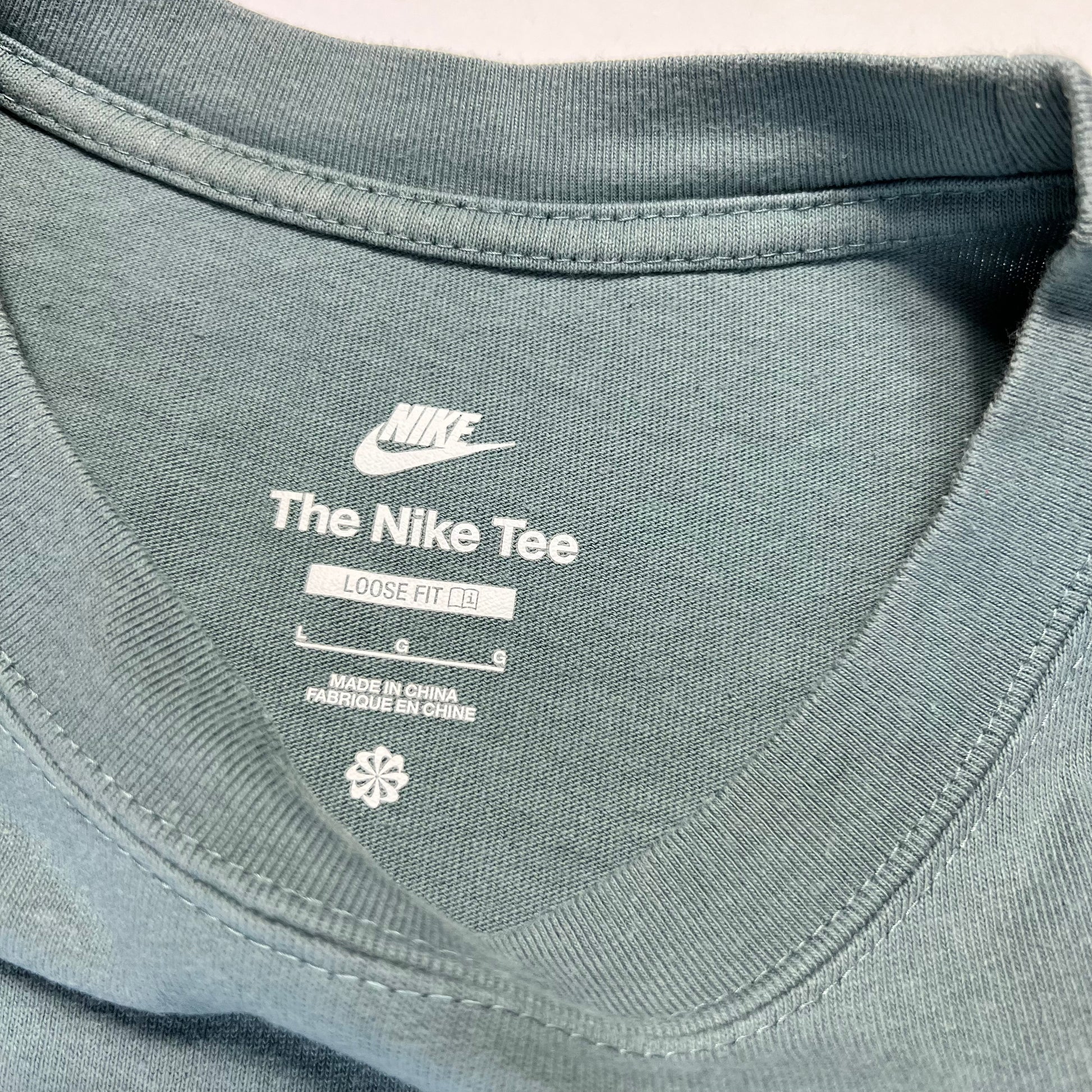 Nike Peace & Love Mintgreen T-Shirt L - Cats on Stacks VNTG