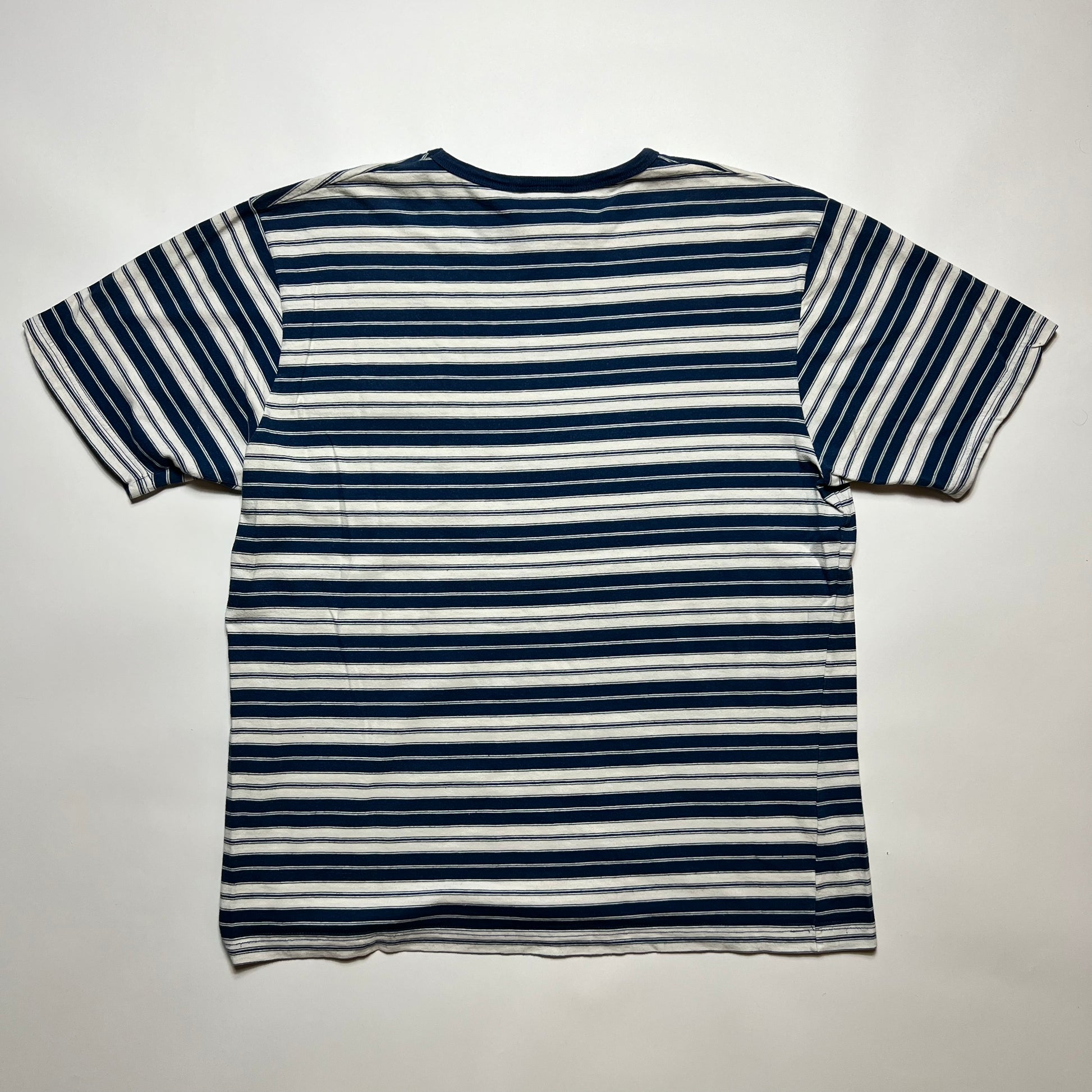 Vintage Carhartt Blue Striped Pocket T-Shirt M - Cats on Stacks VNTG