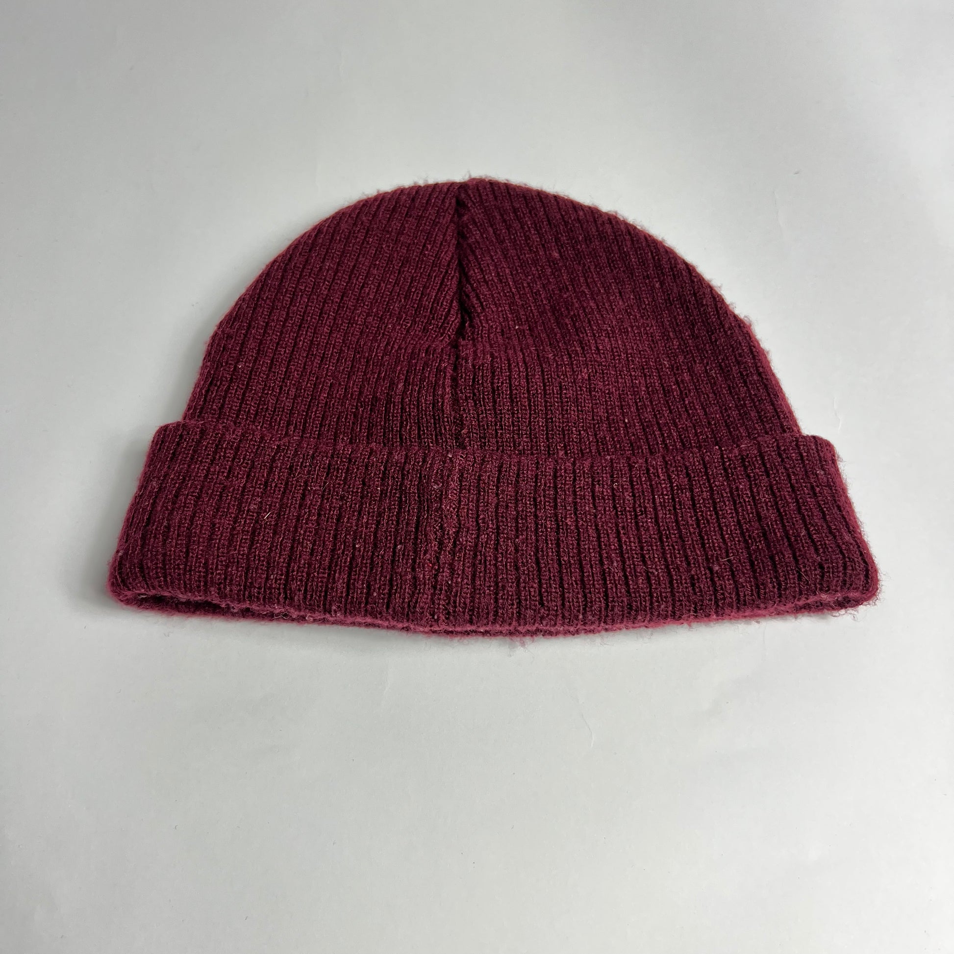 New Era x Chicago Bears Burgundy Beanie - Cats on Stacks VNTG