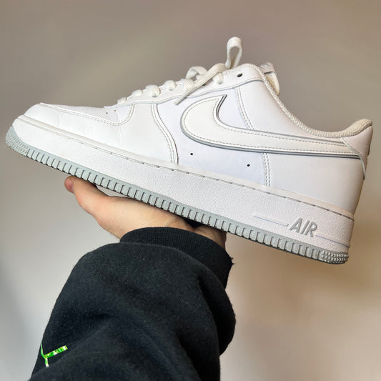 Nike Air Force 1 Low White Wolf Gray 43 / DV0788-100 - Cats on Stacks VNTG
